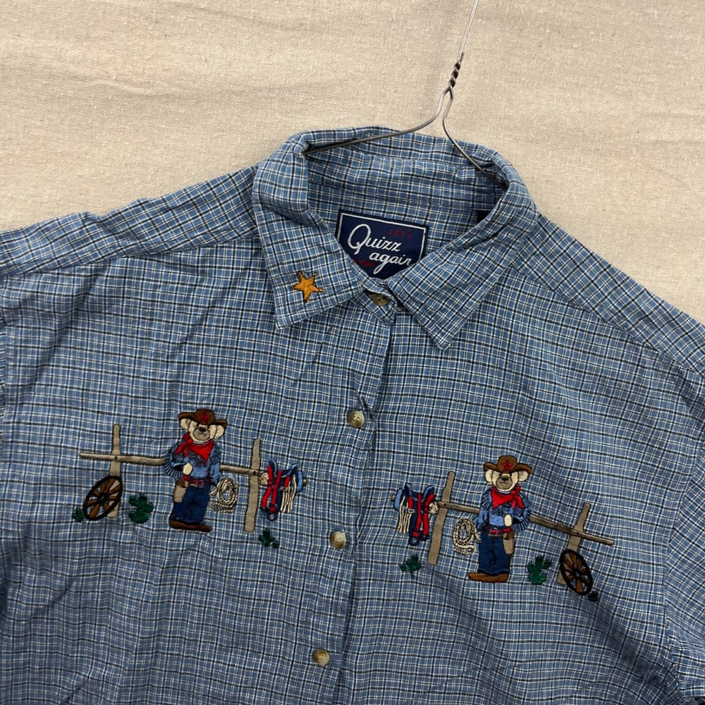 Quizz Again Button Up Shirt Womens Large Blue Plaid Embroidered Cowboy‎ Bears